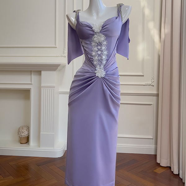 倩倩服饰④.⑨⑨ 叫到名字下单备注编码 尾货样衣默认瑕疵介意勿拍