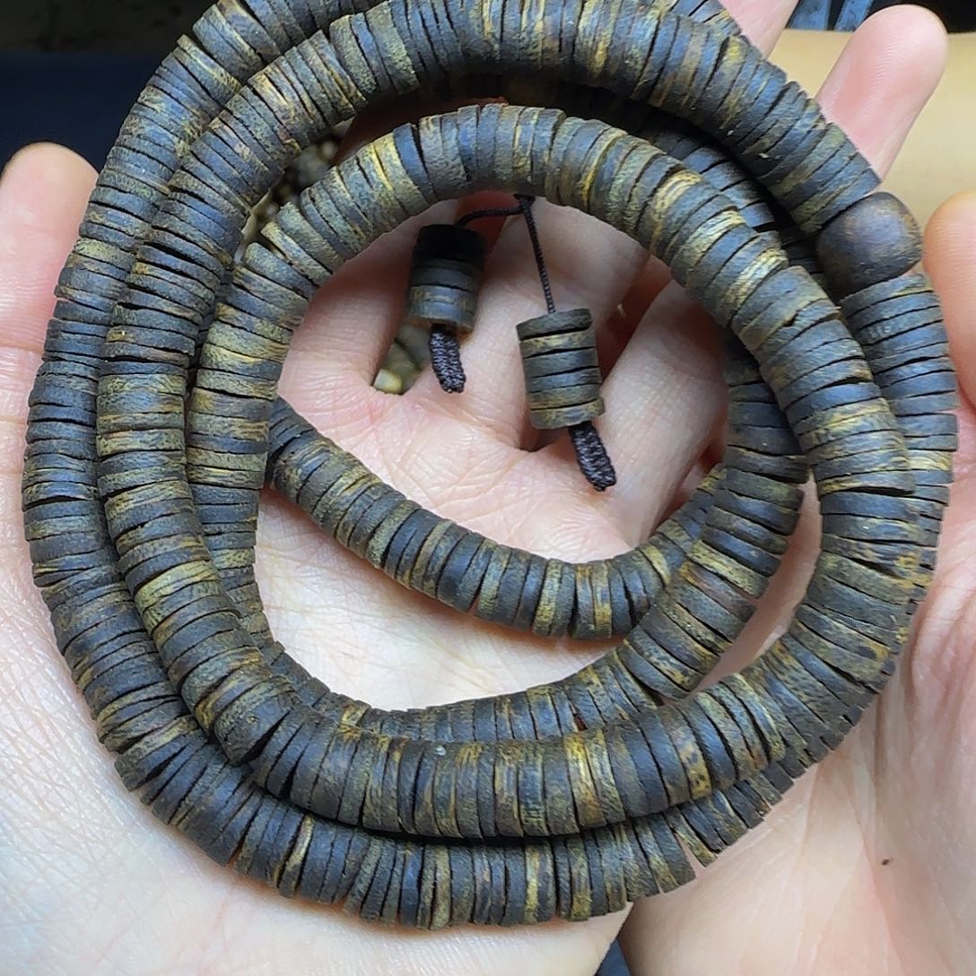沉香手串+沉水0.8片片珠多圈52克加多样性发一