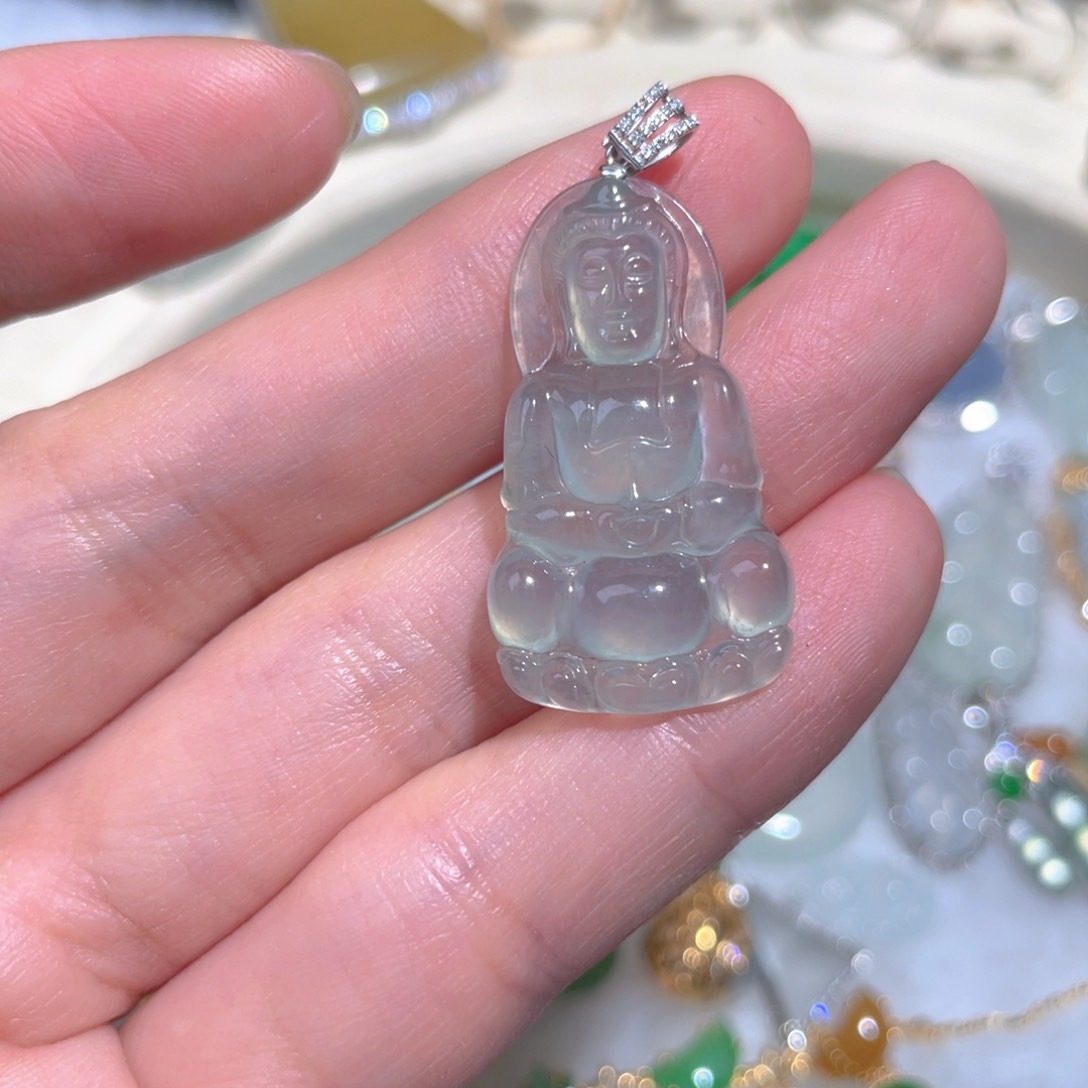 翡翠颈饰18K金镶嵌翡翠