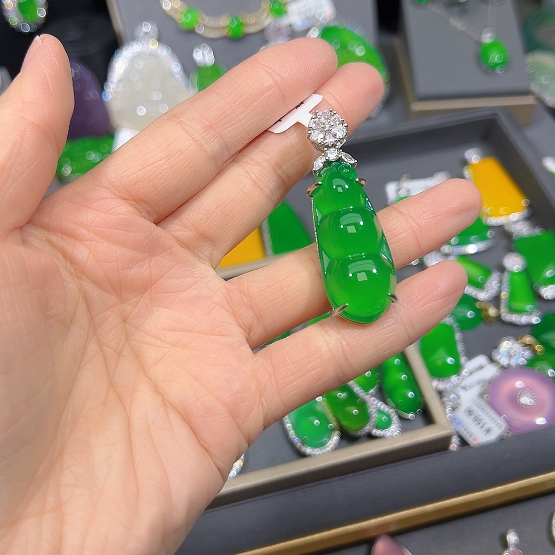 玛瑙/玉髓合金颈饰
