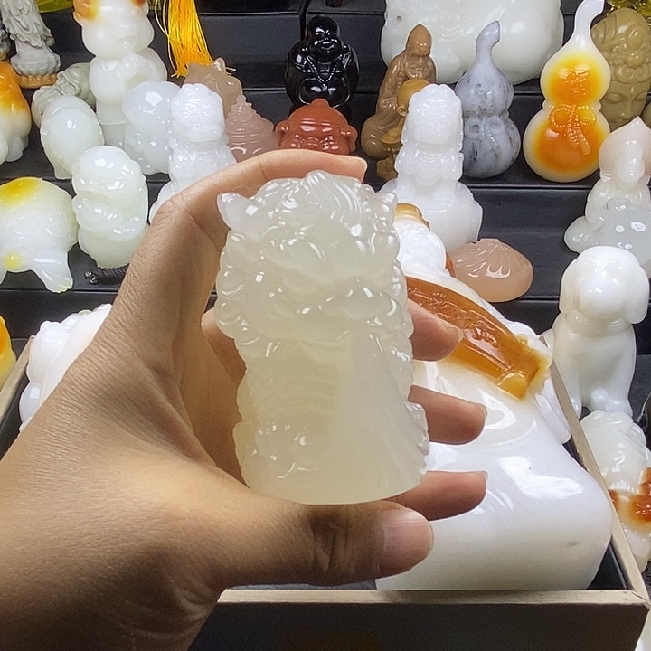 无花朵原石手把件