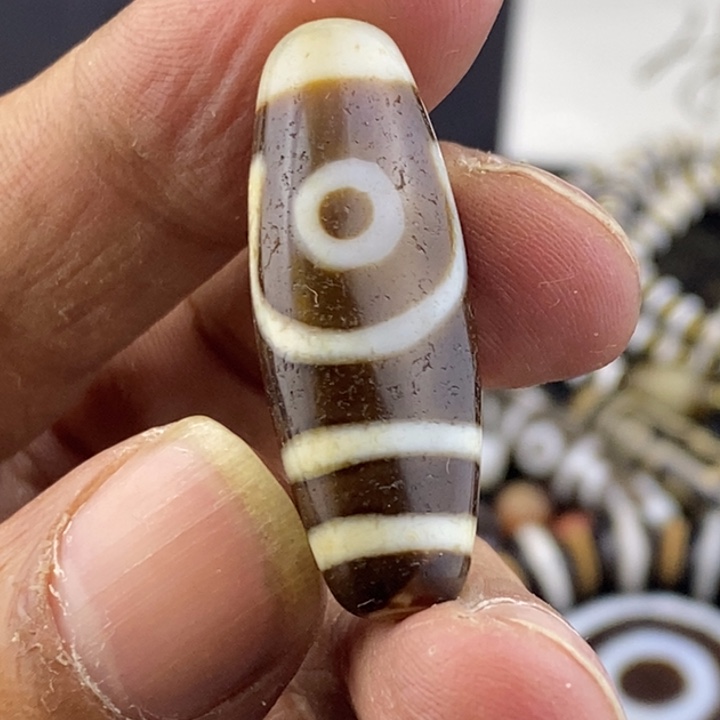 只买单纯的吊坠，没带链子，属的性质。