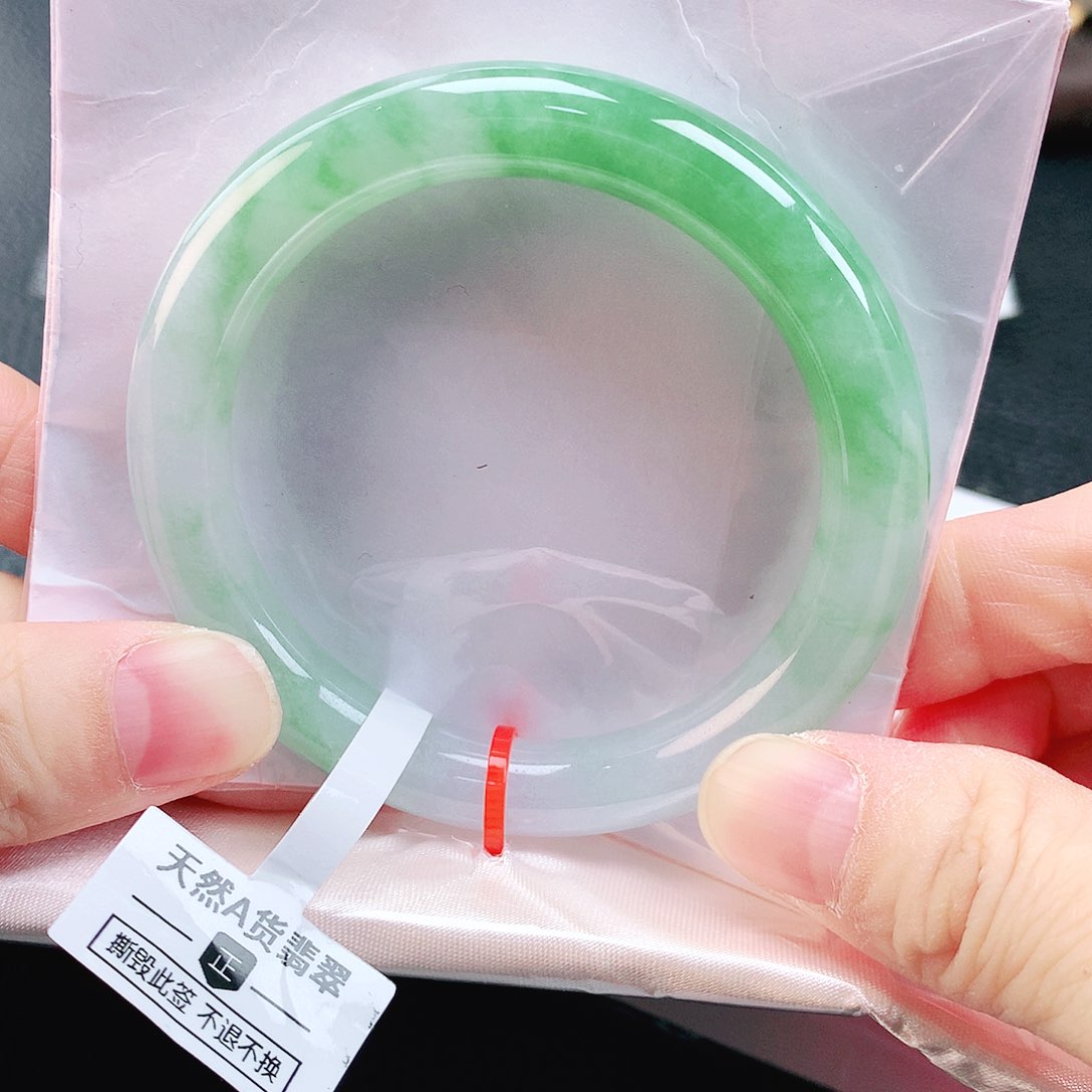 未镶嵌手镯（圆镯）翡翠51冰阳绿