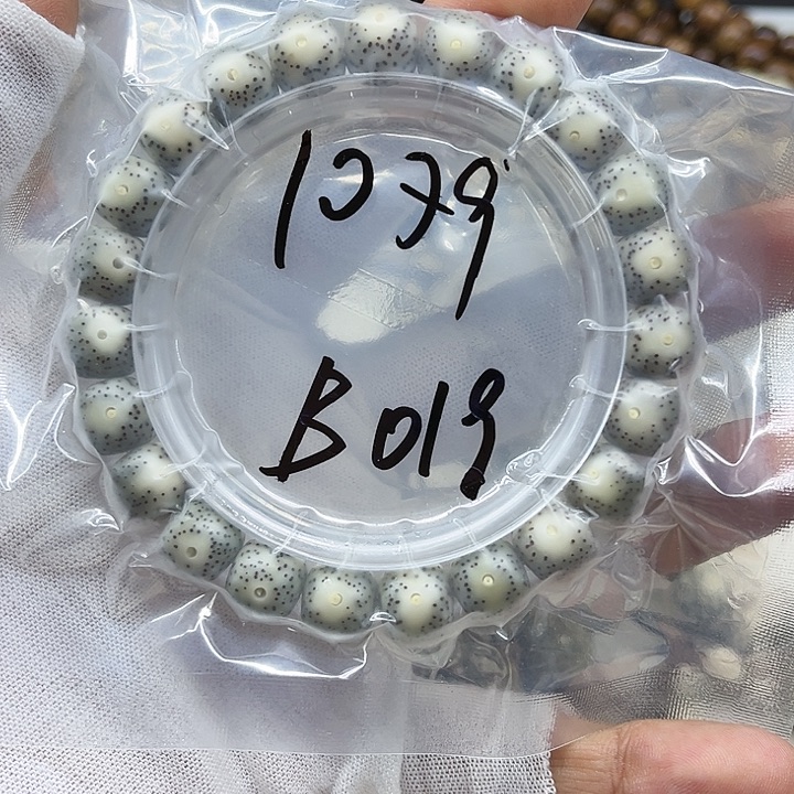 星月菩提吊坠落***言B019///10*9*999