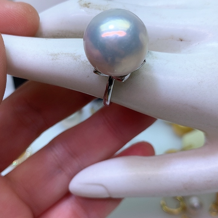 银S925镶嵌耳饰淡水珍珠鲜*