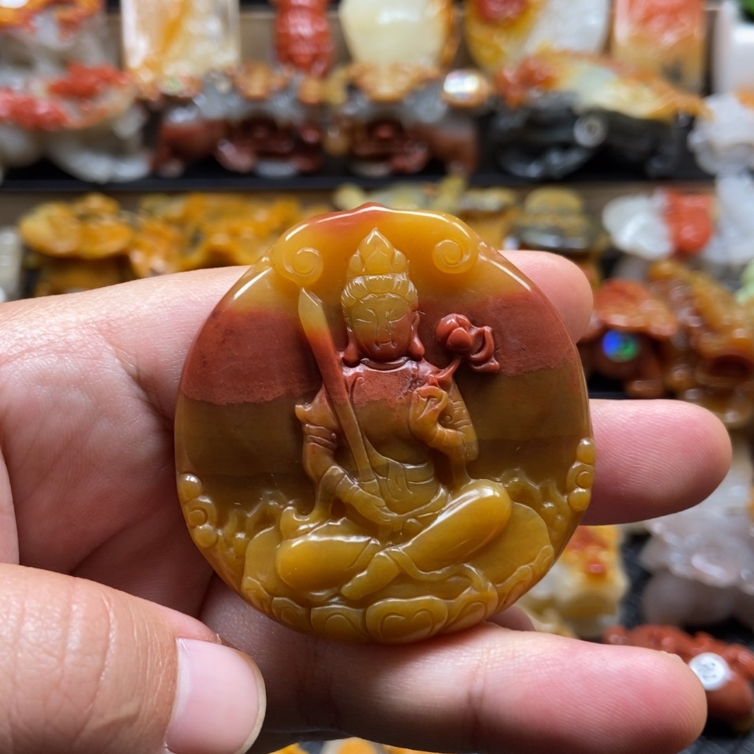 石英质玉（黄龙玉）挂件未镶嵌