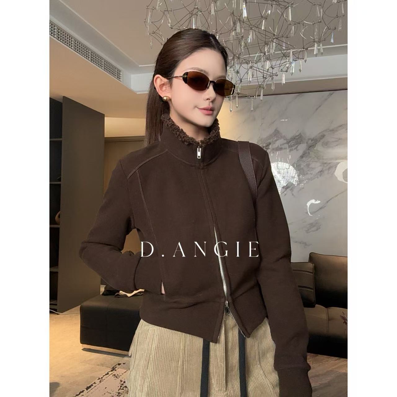 D.Angie【行歌】膨体绒冬里外一体绒加厚立领卷卷毛轻奢外套XMAQ288