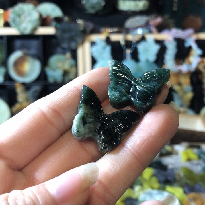 岫玉未镶嵌岫玉挂件