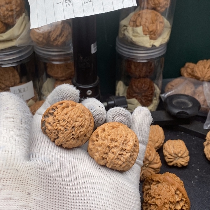 文玩核桃吊坠全品龙洞峪38尺