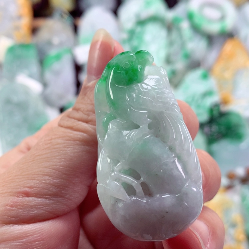 【闪购商品】翡翠吊坠(不含链)未镶嵌