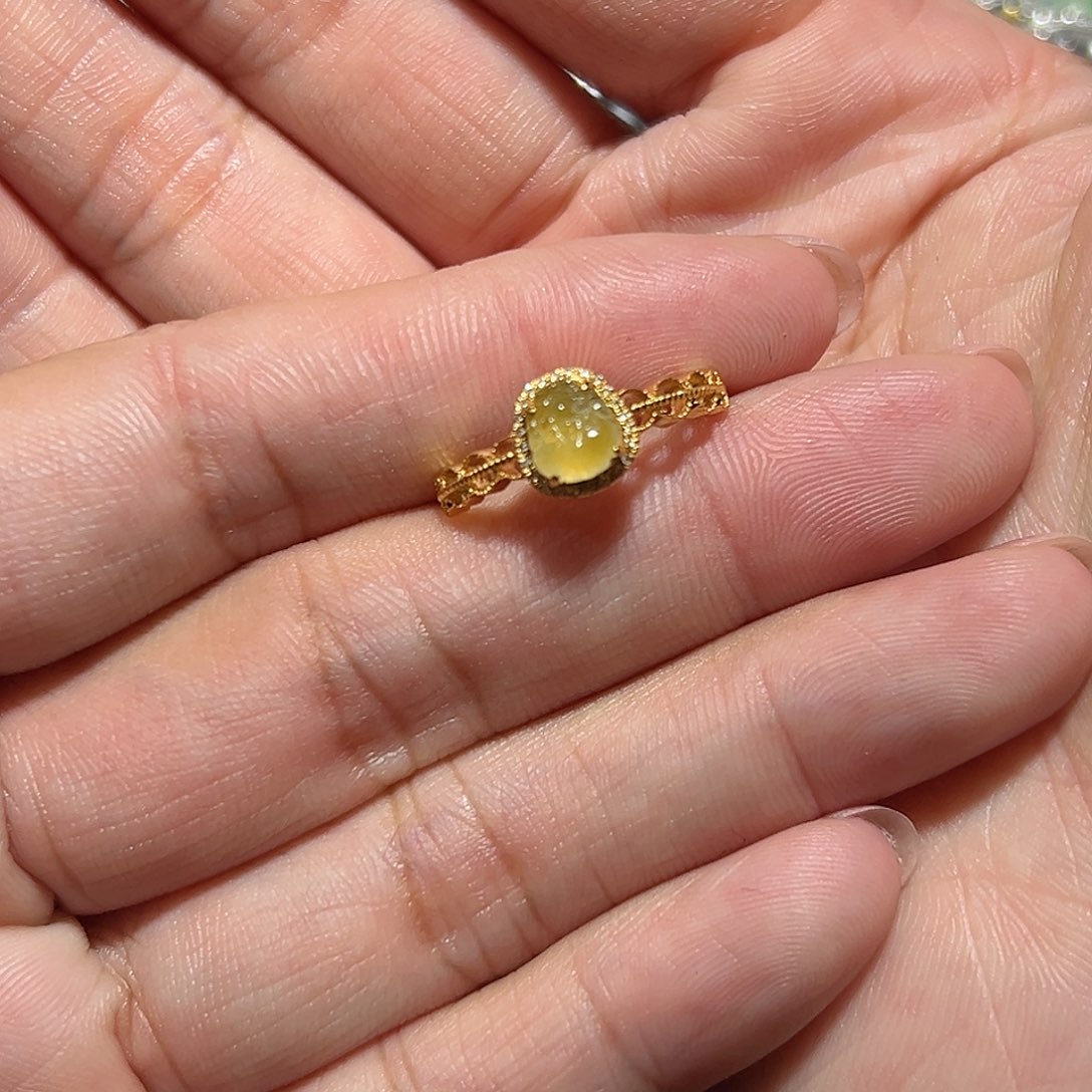 翡翠18K金镶嵌颈饰戒指