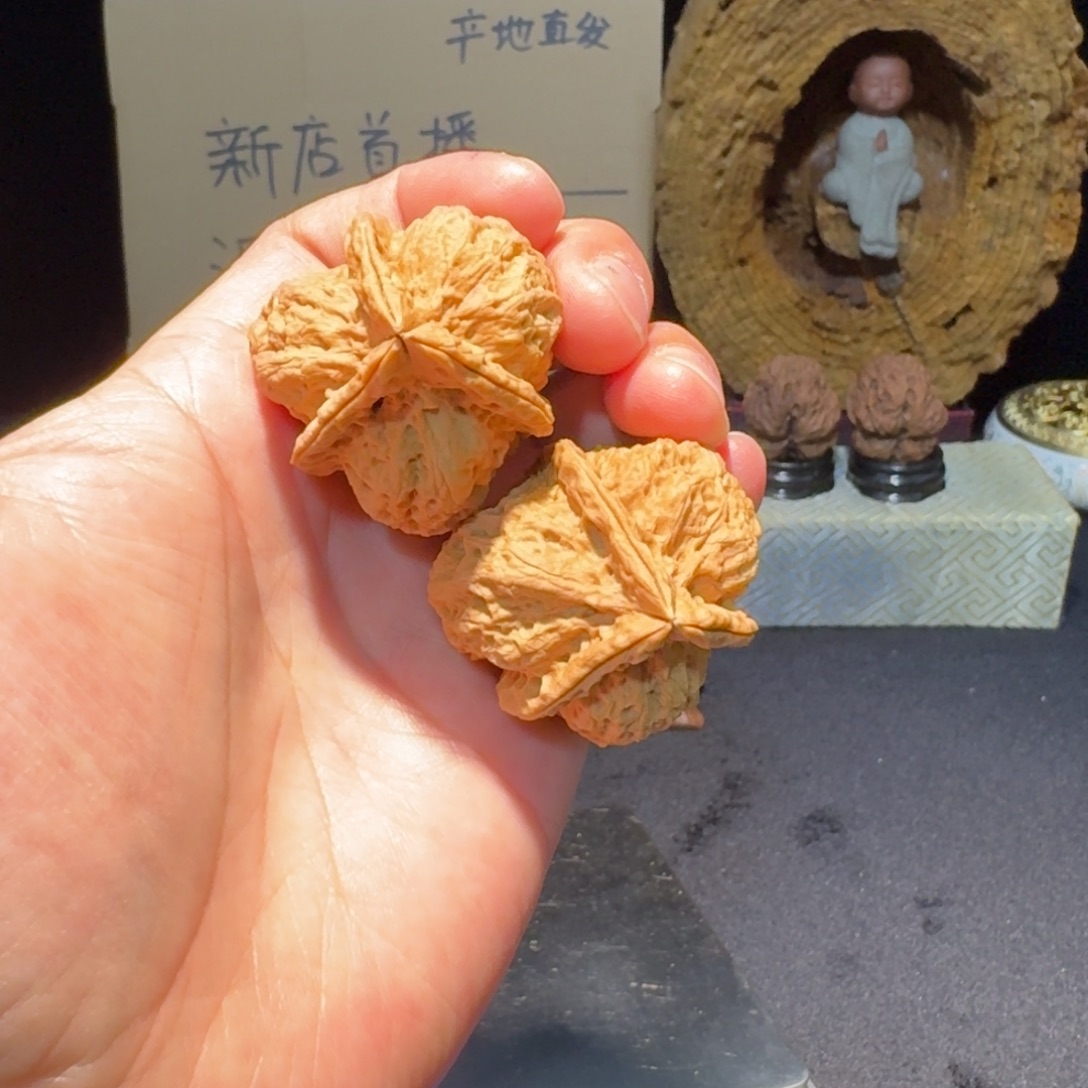 文玩核桃把件云南铁核桃8