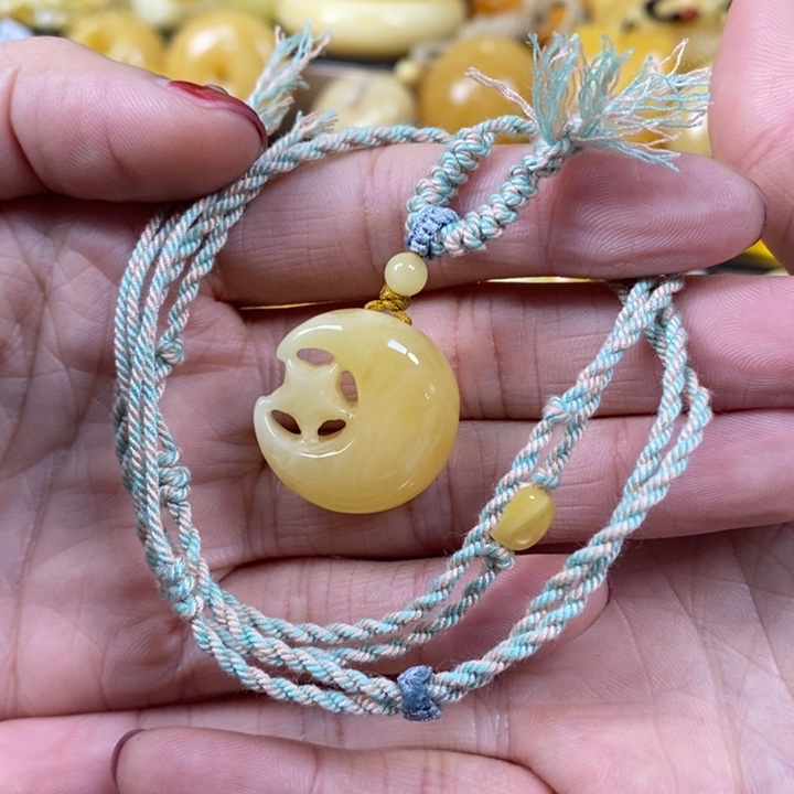 琥珀颈饰未镶嵌星月吊坠