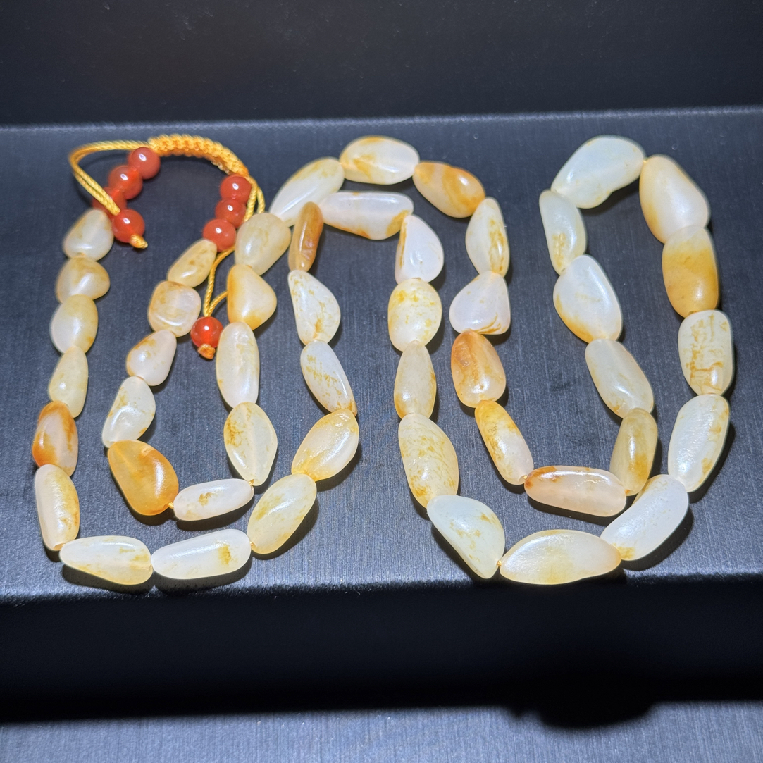 精品和田玉项链，高品质，肉好细度过灯，玉质细腻