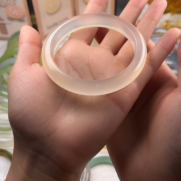 玛瑙/玉髓未镶嵌手镯（圆镯）