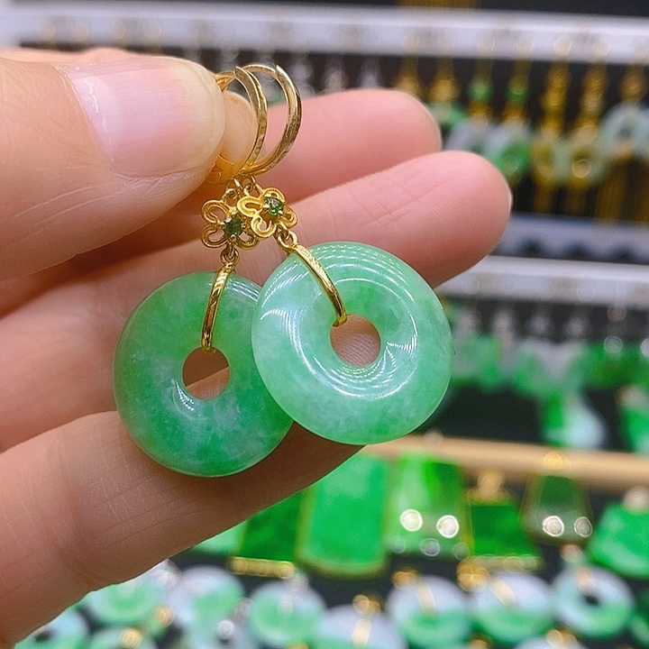 翡翠耳饰18K金镶嵌耳坠