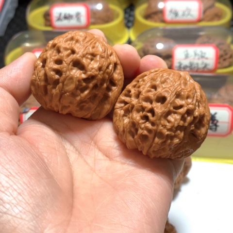 文玩核桃吊坠大团圆