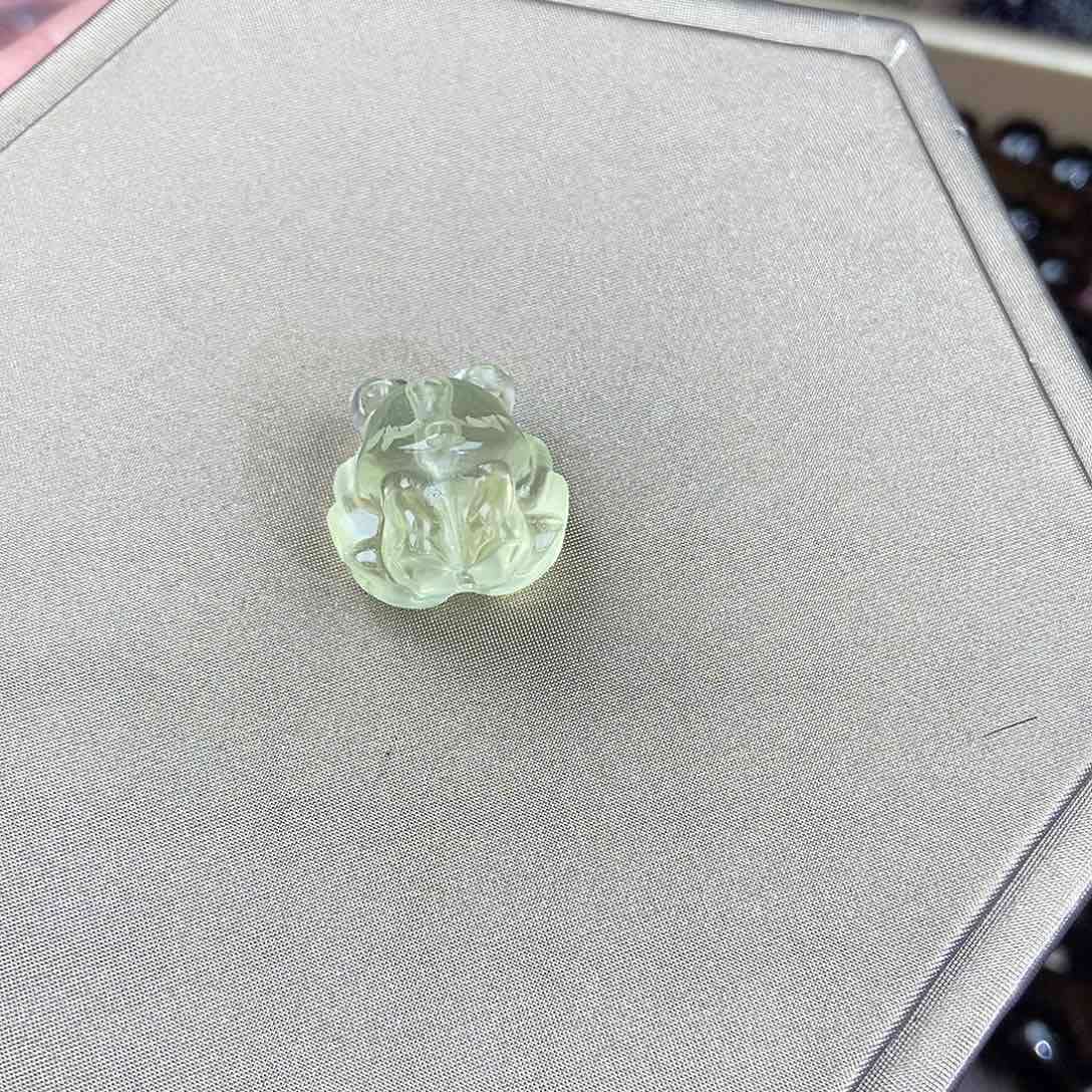 水晶手链未镶嵌湄水晶雕刻件