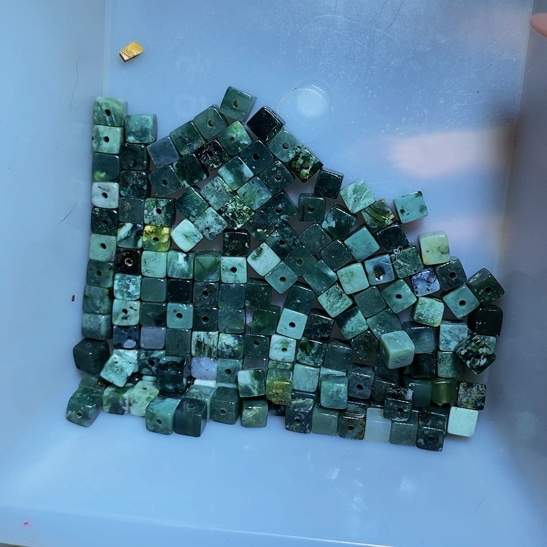 未镶嵌蛇纹石玉其他84