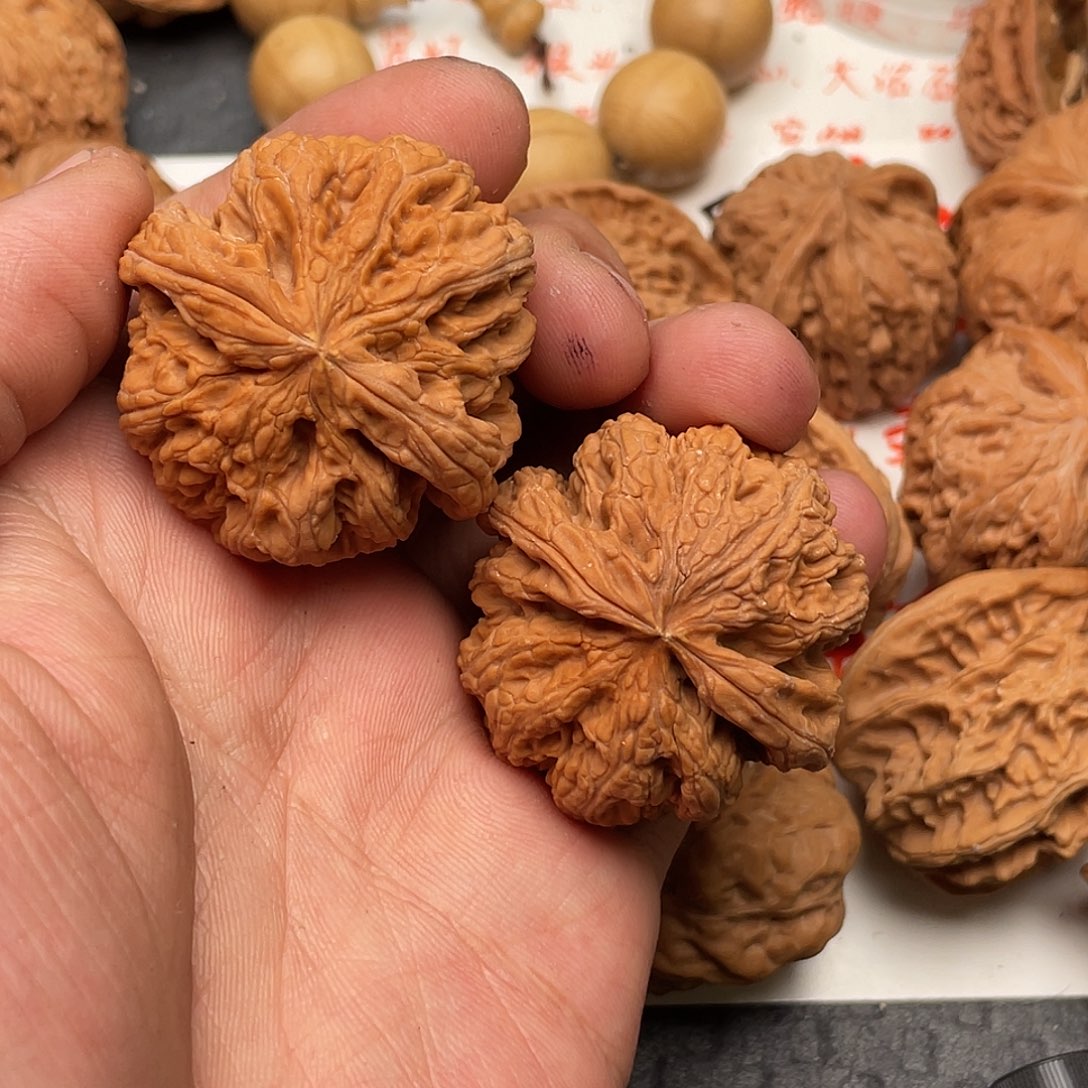文玩核桃吊坠布*德不仅