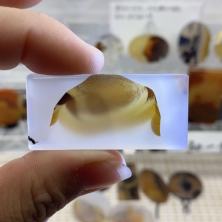 未镶嵌颈饰玛瑙/玉髓