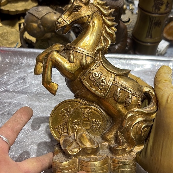 云*微瑕疵黄铜摆件工艺品