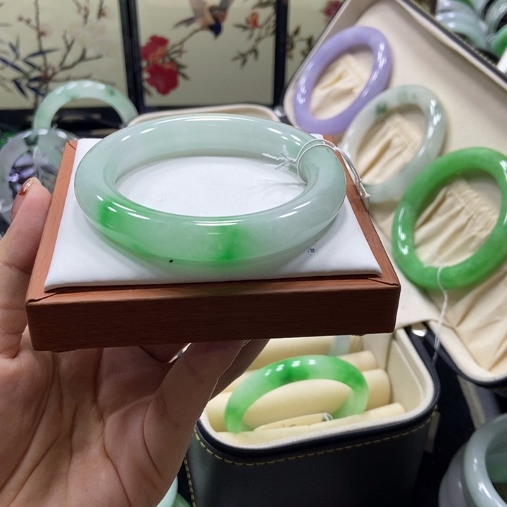 草***霸非金属58/59手镯圈口