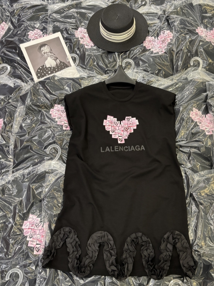 【济州岛】粉色爱心印花无袖连衣裙T裙