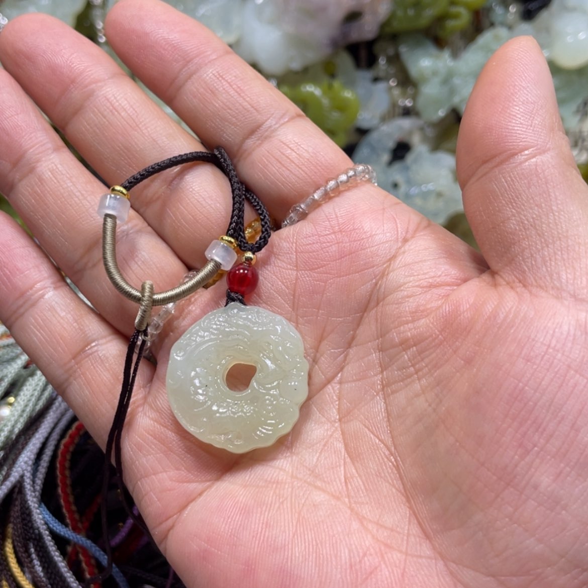 【闪购商品】岫玉颈饰未镶嵌芙*28吊坠