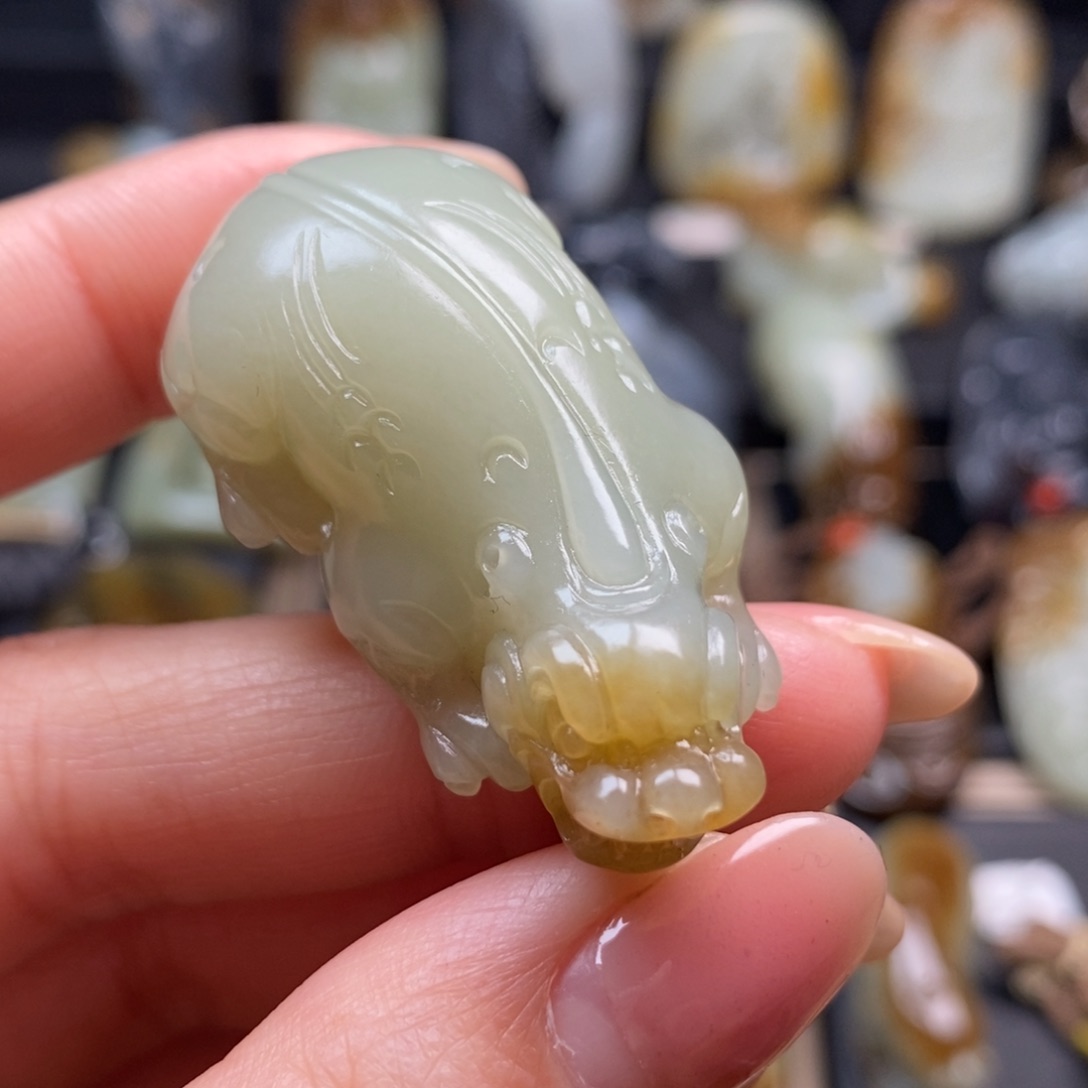 和田玉挂件未镶嵌