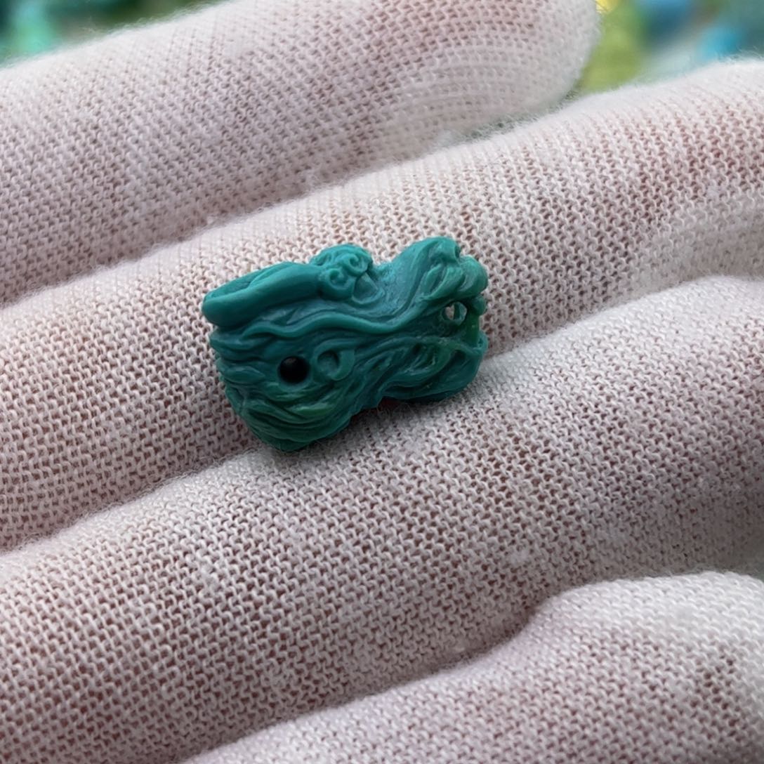 再***春绿松石未镶嵌配饰