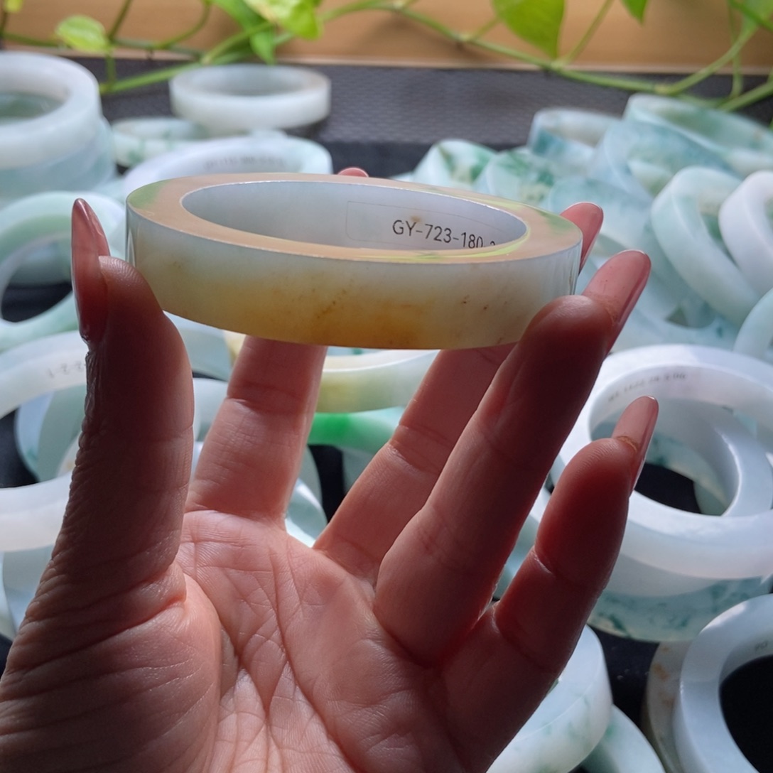 未镶嵌手镯定制翡翠用****0