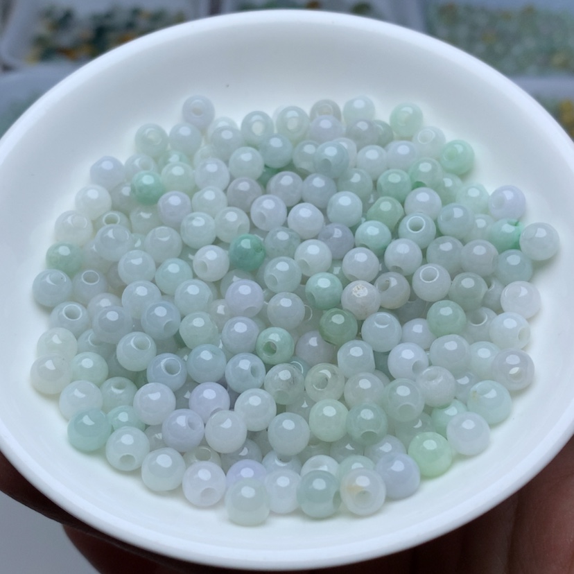 【闪购商品】翡翠手链未镶嵌卡6冰绿白大孔珠100颗