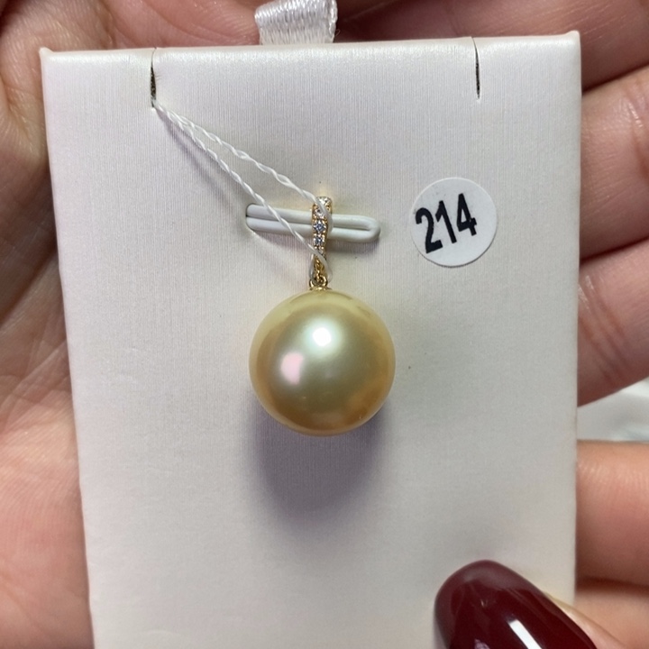 海水珍珠吊坠(不含链)18K金镶嵌