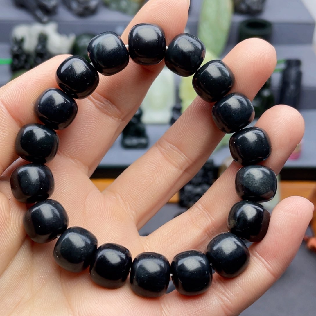 和田玉颈饰未镶嵌沐*