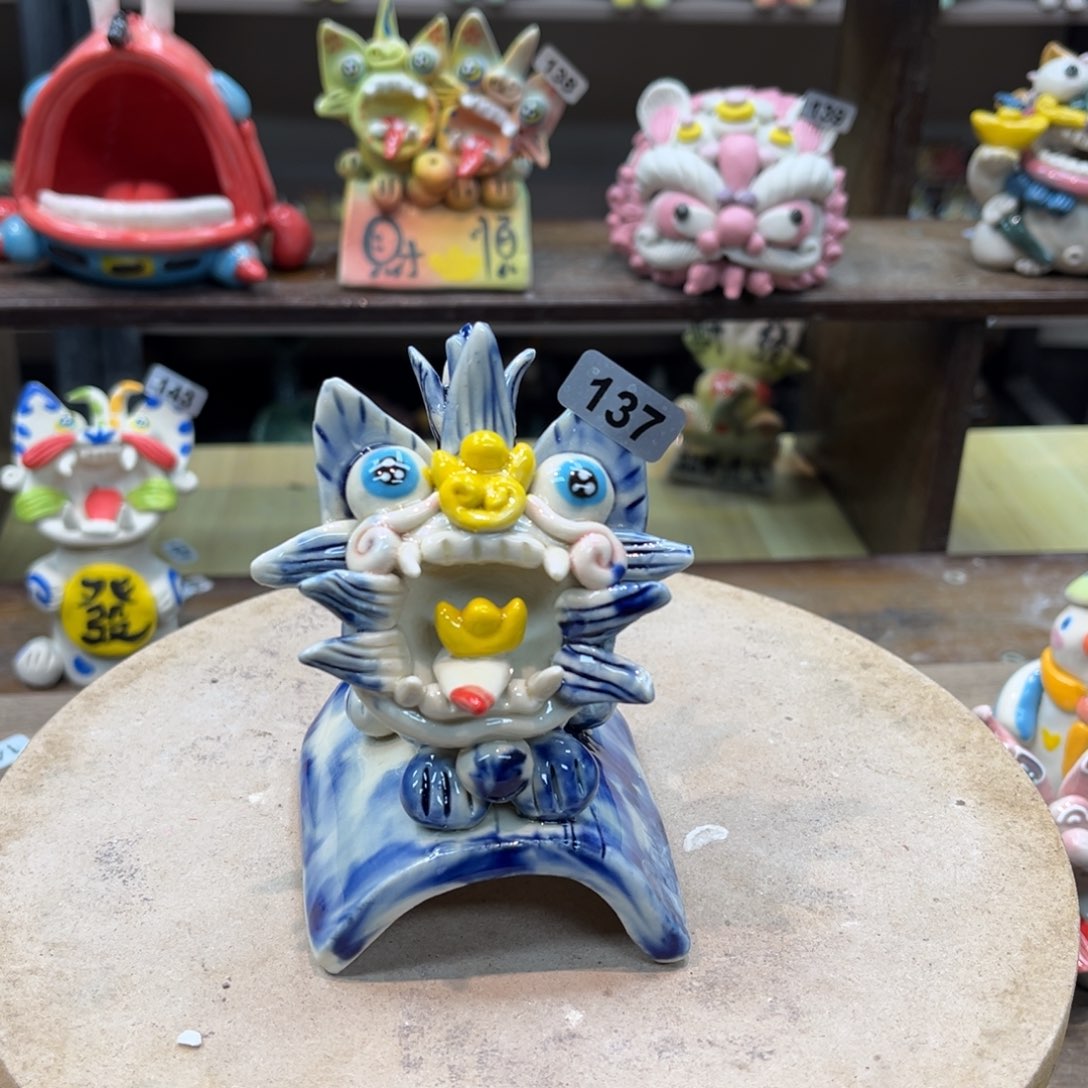 陶瓷纯手工抽象陶瓷摆件137