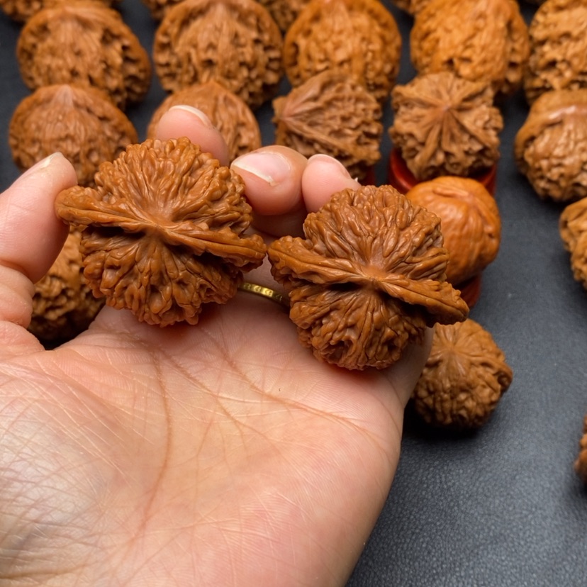 【闪购商品】文玩核桃把件43篓子B