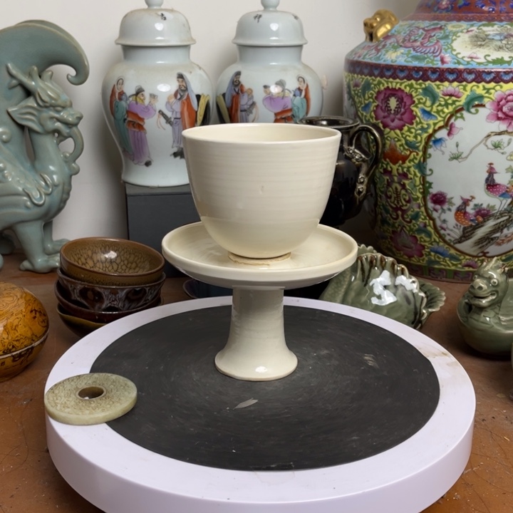 紫砂花瓶瓷器瓷器
