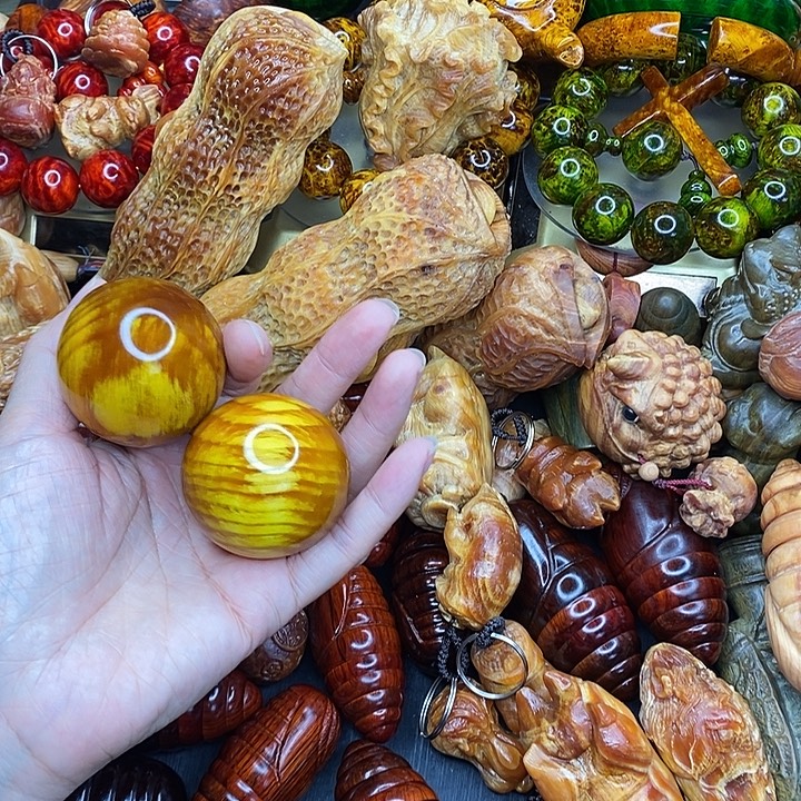 琥珀木琥珀木文玩手串