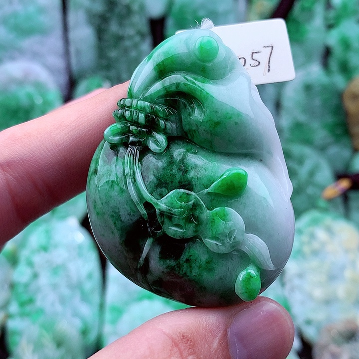 翡翠吊坠(不含链)未镶嵌