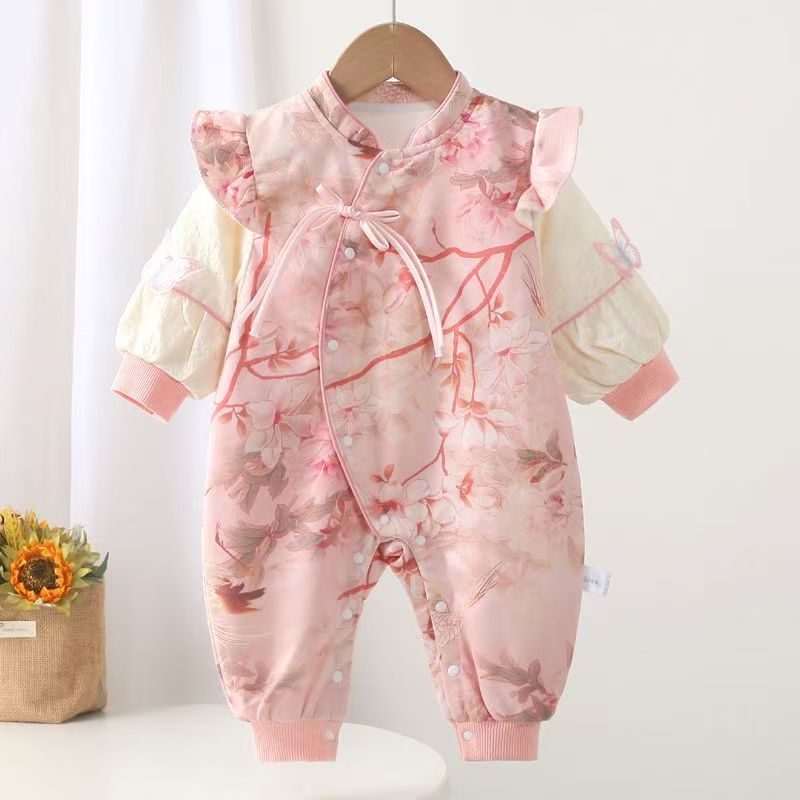婴儿衣服春秋季套装可爱公主满月国风连体衣女宝宝双层外出爬服