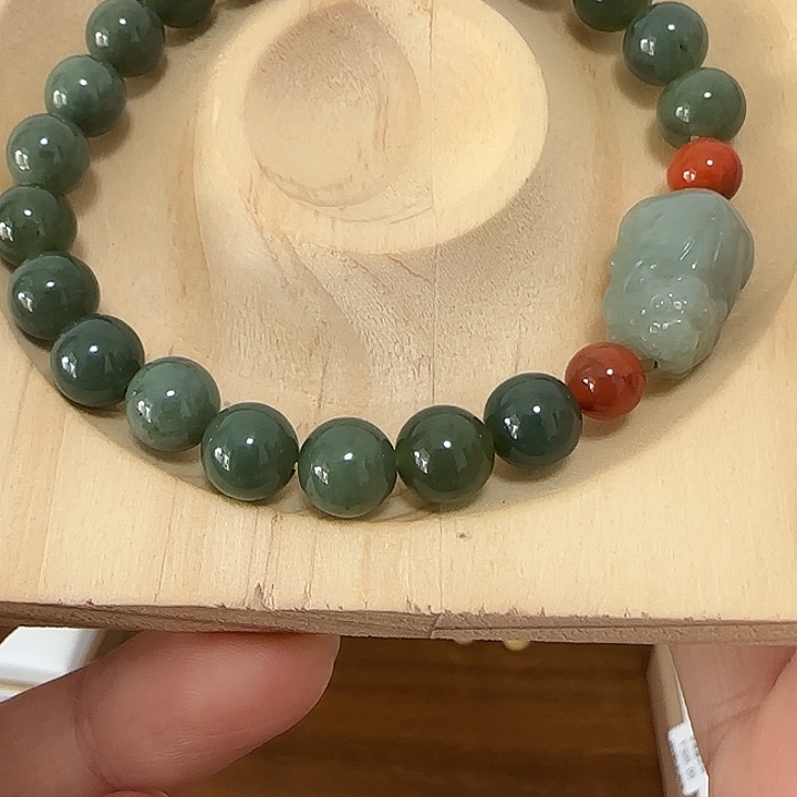 和田玉未镶嵌手串