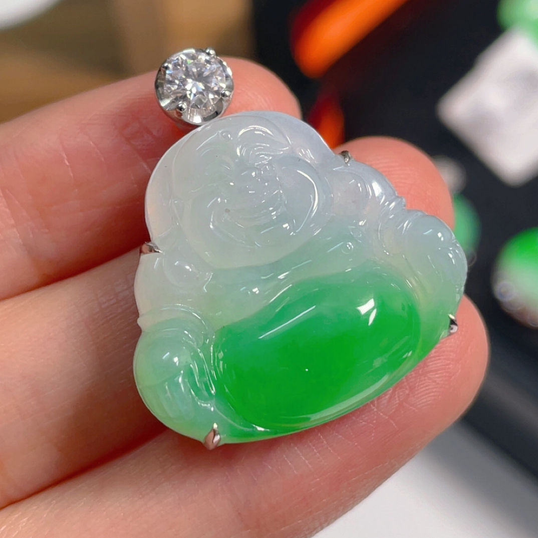 18k金镶嵌缅甸翡翠冰种白底青弥勒佛吊坠冰透精美