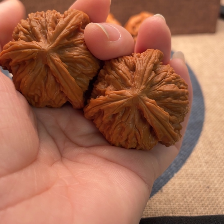 无***取核桃白狮子40核桃