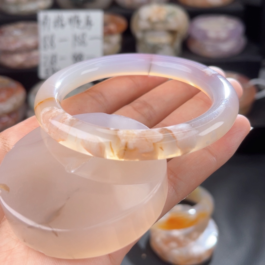 石英质玉手镯未镶嵌59