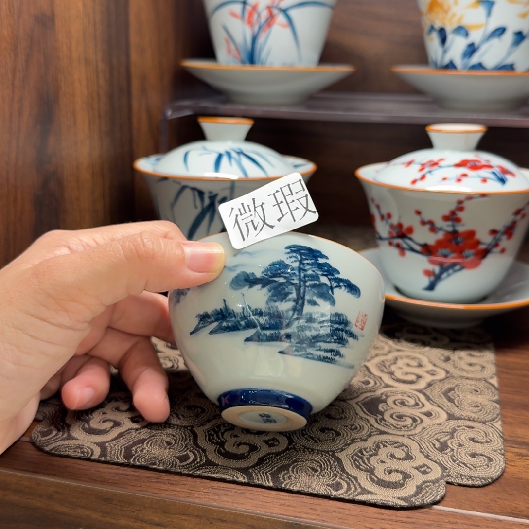 釉下手绘茶具微瑕