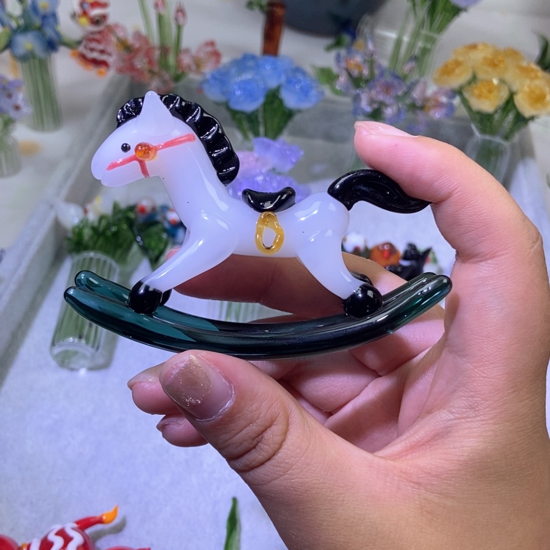 琉璃手工艺品摇摇马绿色