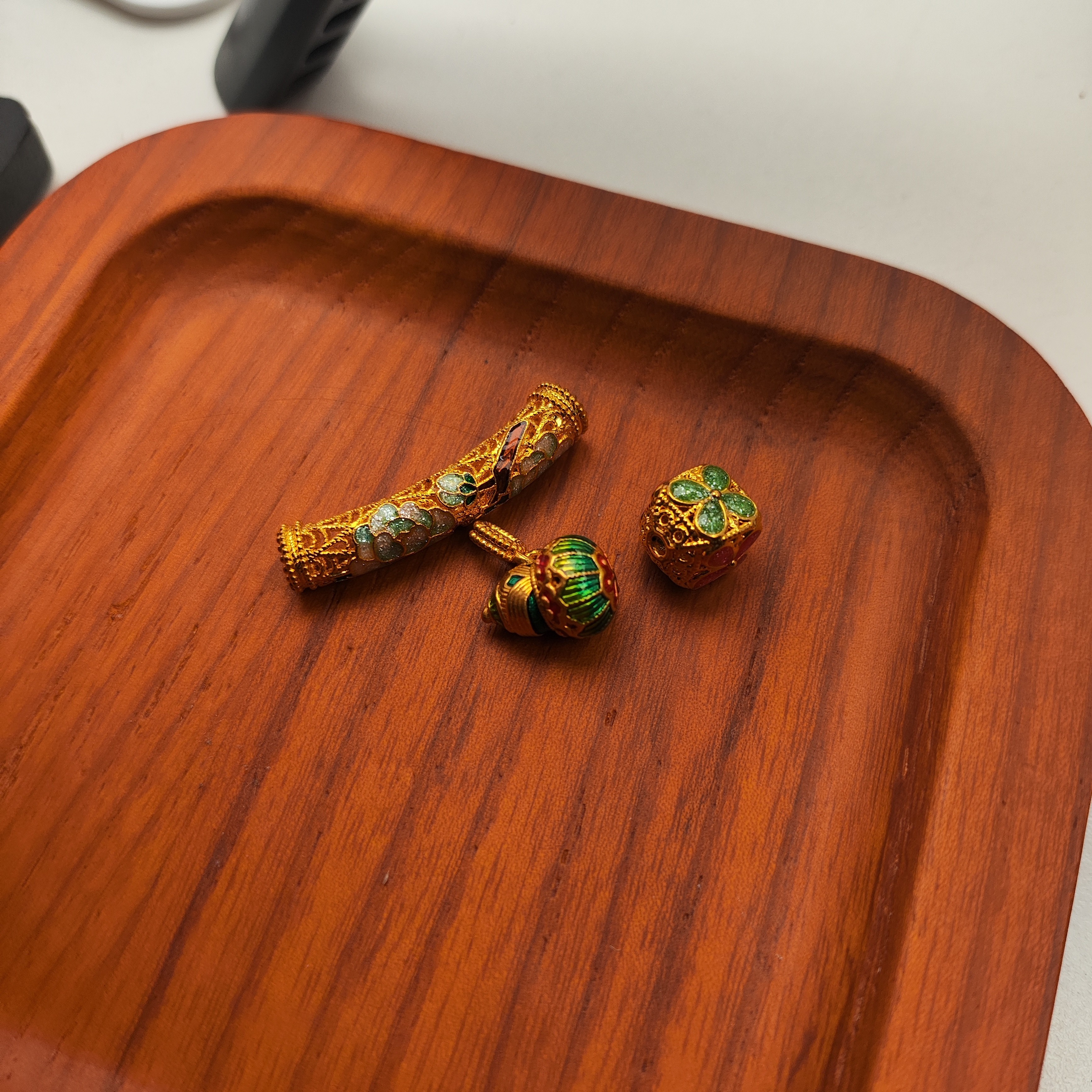 足金999珐琅彩花丝珠