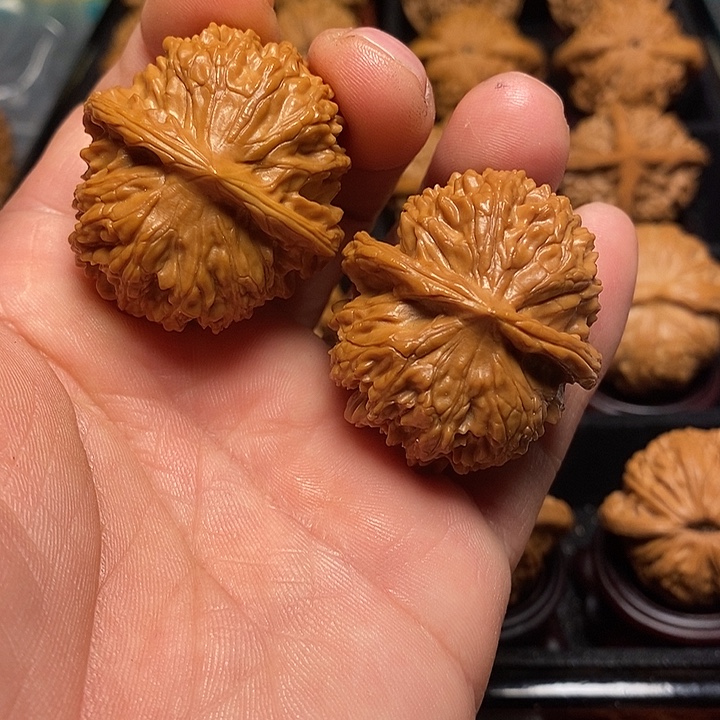 文玩核桃把件39尺金锭元宝