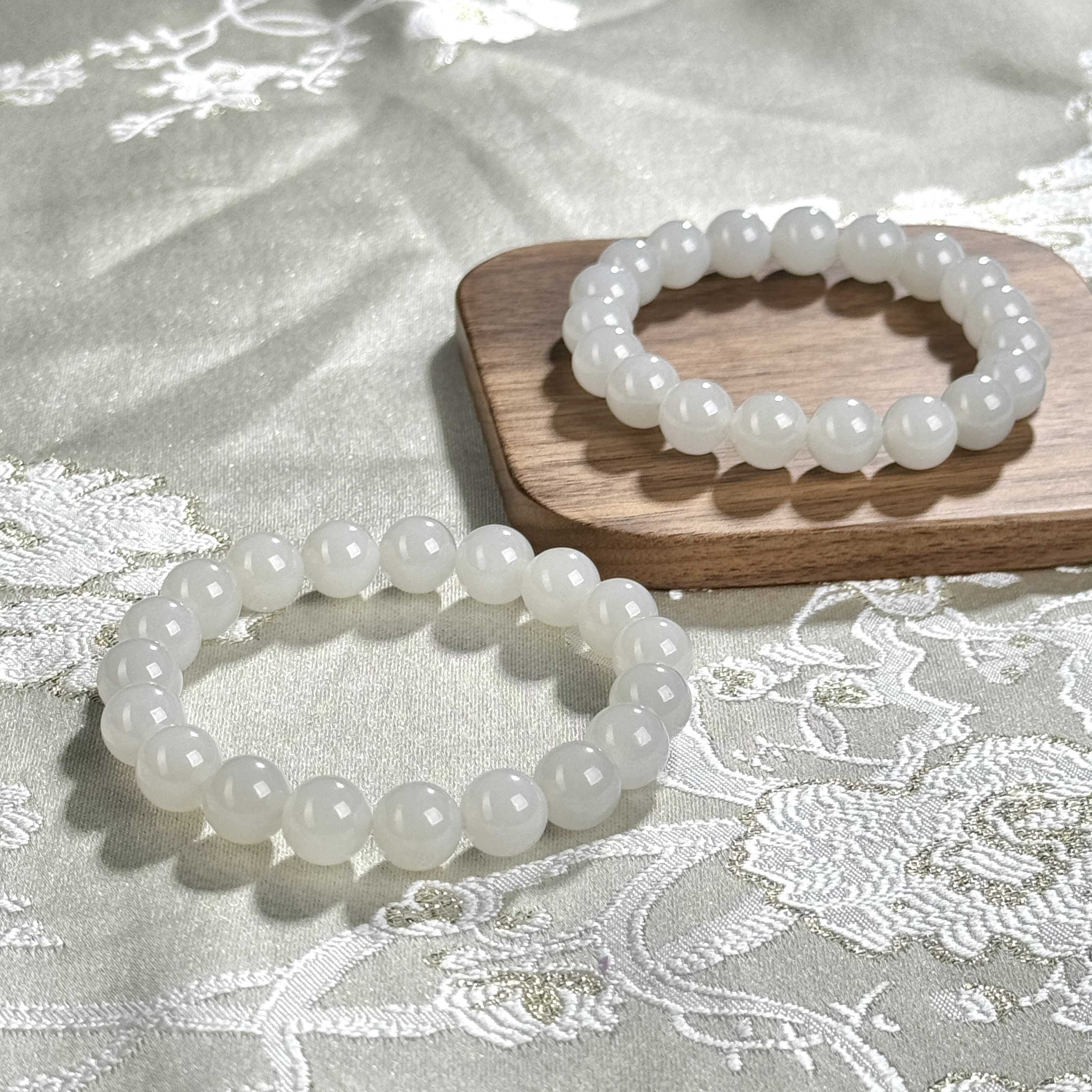 约10mm和田玉白玉圆珠单圈手串多样性发一